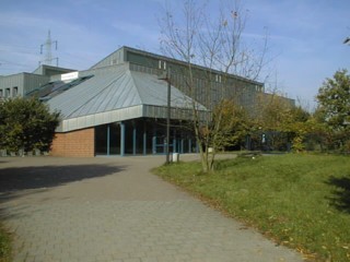 dreifachhalle-klein.jpg